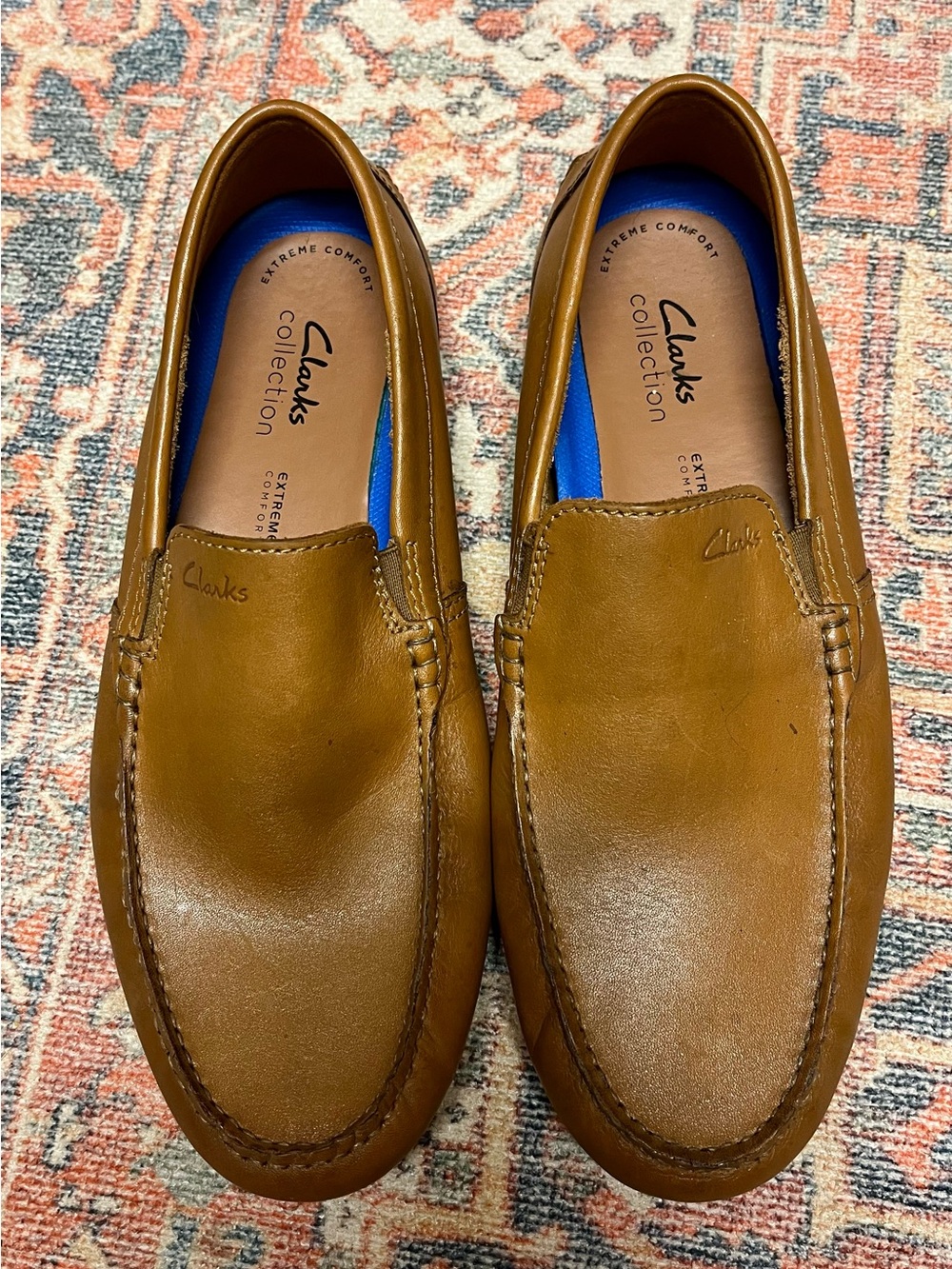 Clarks Men’s Markman Plain Leather Loafers - Picture 2 of 11
